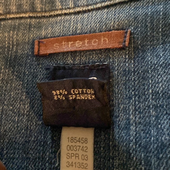 Gap stretch Blue Jean Jacket, size Large, 4 front pockets, snap buttons - Picture 5 of 8